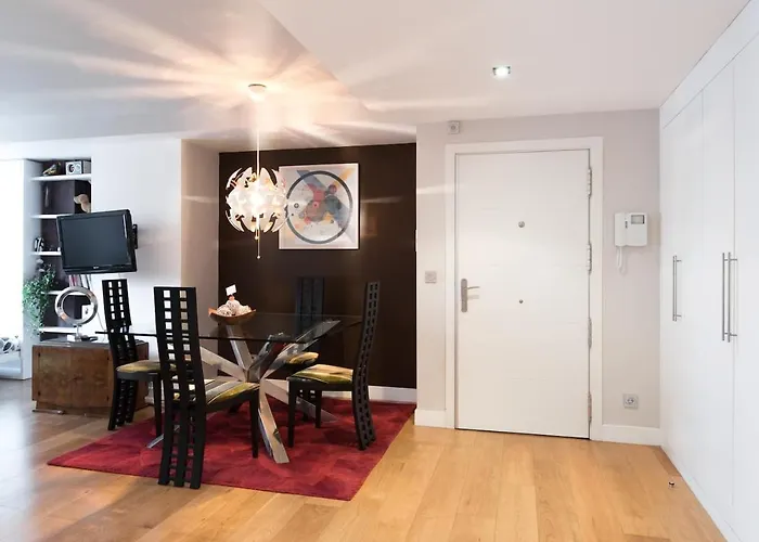 Piso Moderno, Centrico Y Con Garaje Gratis